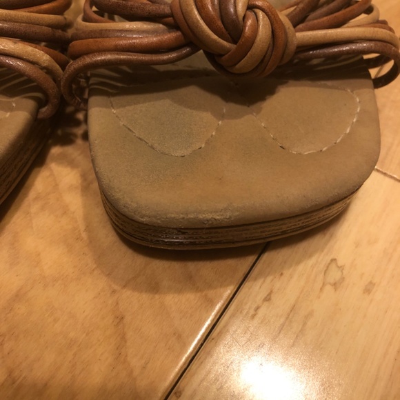 Fioni size 8.5 summer heels - Picture 3 of 4